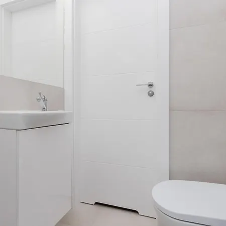 Dworzec Pkp Centrum Apartament Morska By Renters דירה גדינייה